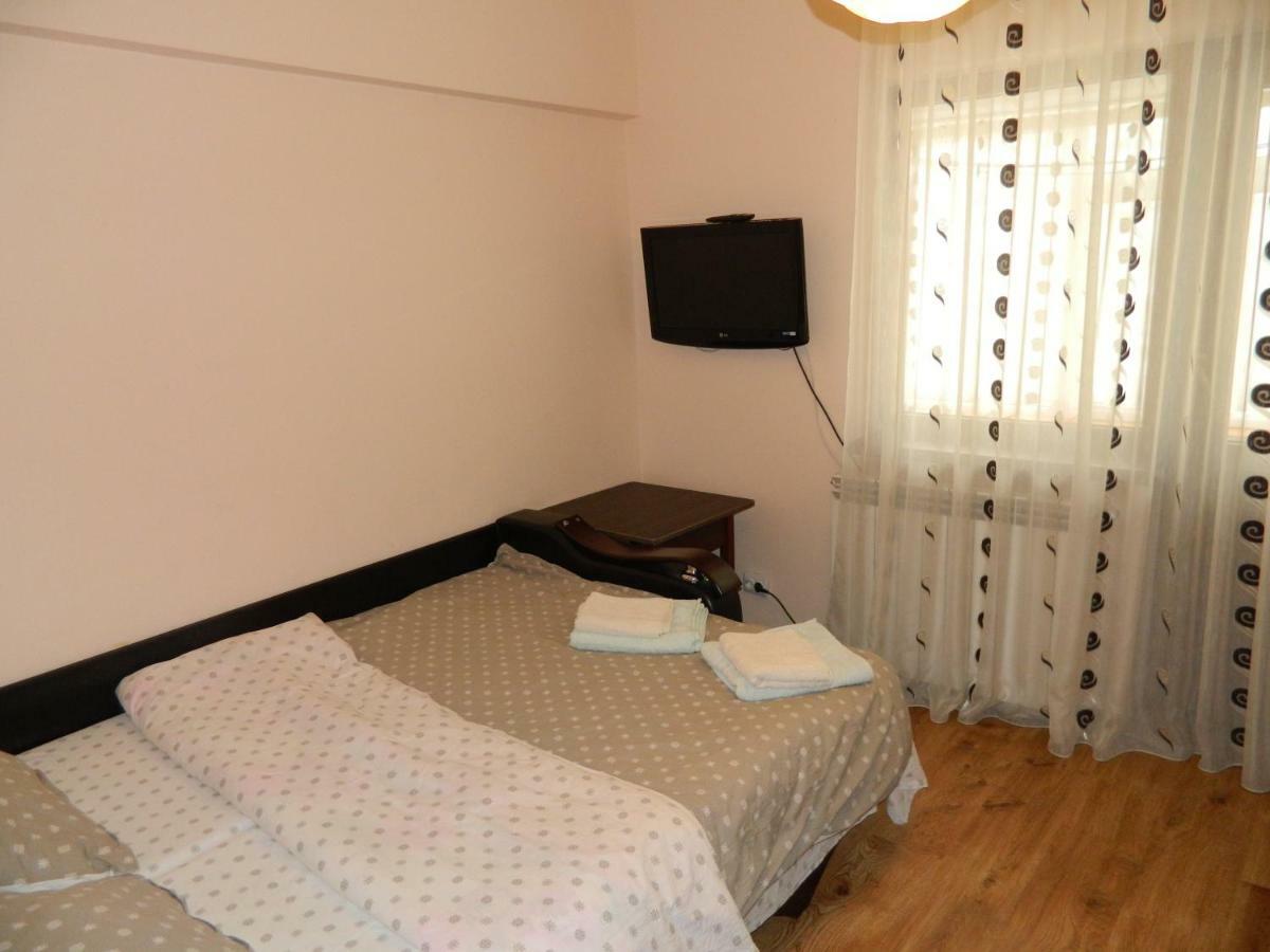 Apartament Antonia Apartman Aknavásár Kültér fotó